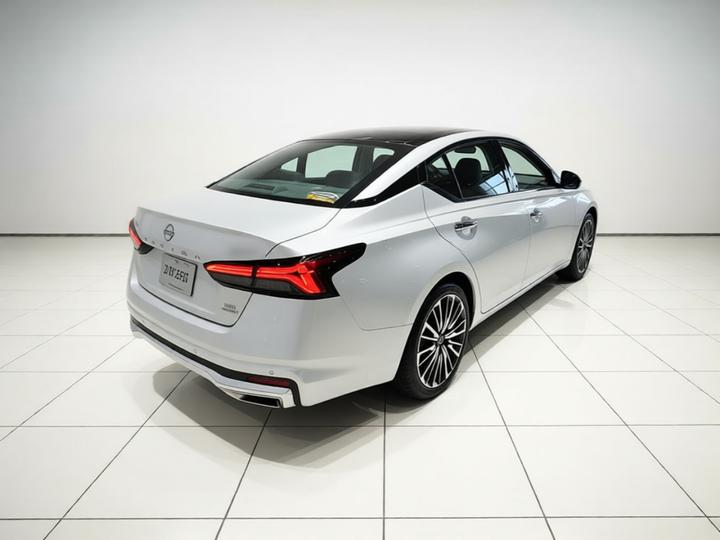 Teana 2022 2.0T XL photo 4