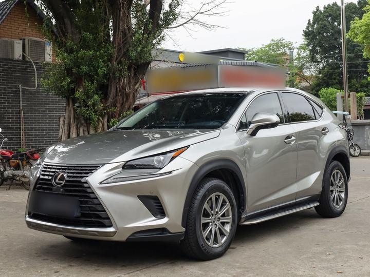 NX 2017 200 FWD