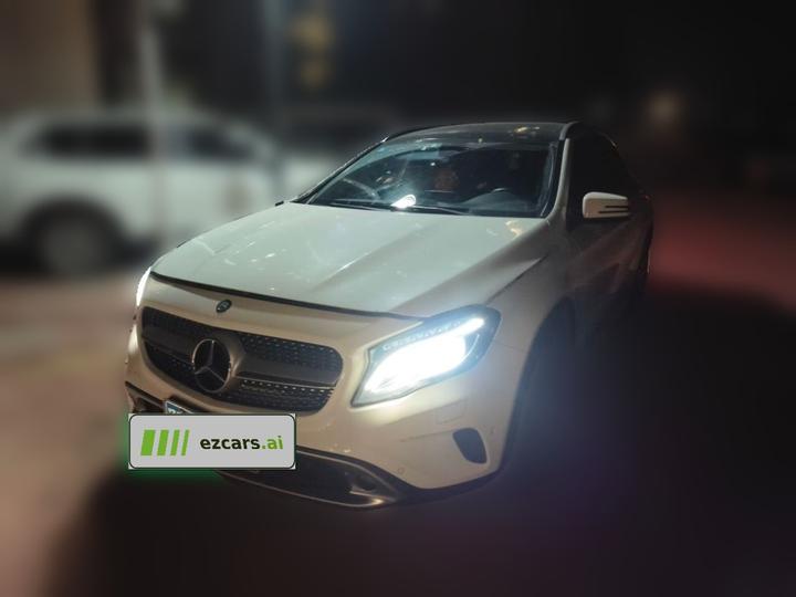 GLA 2016 GLA 220 4MATIC Fashion