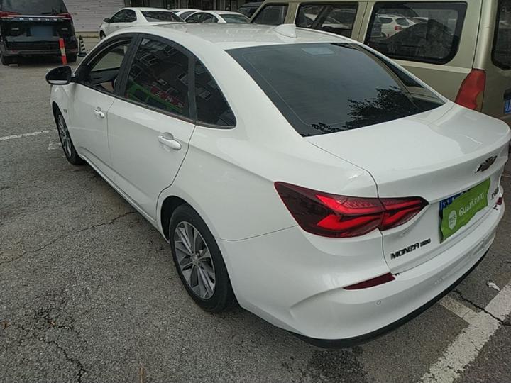Cruze 2020 320 AT photo 4