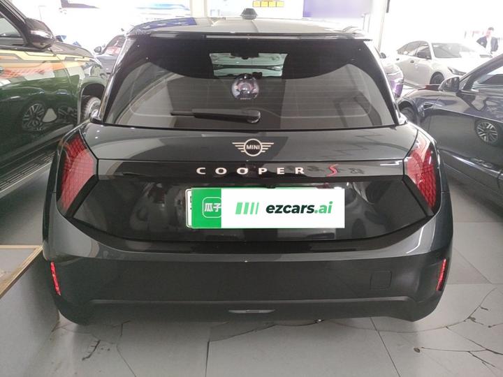 MINI COOPER 2025 456km COOPER E Classic photo 5