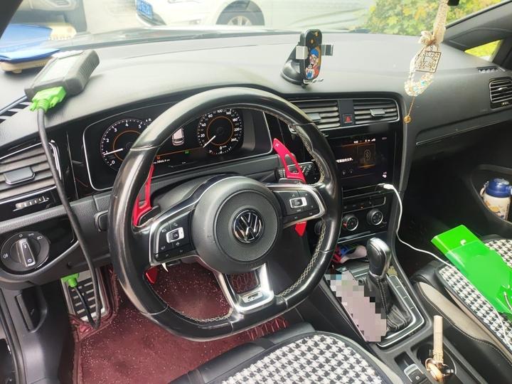 Golf 2019 280TSI DSG R-Line China VI photo 3