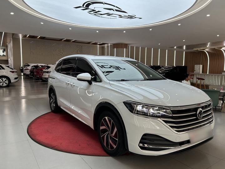 Viloran 2024 330TSI Luxury photo 3
