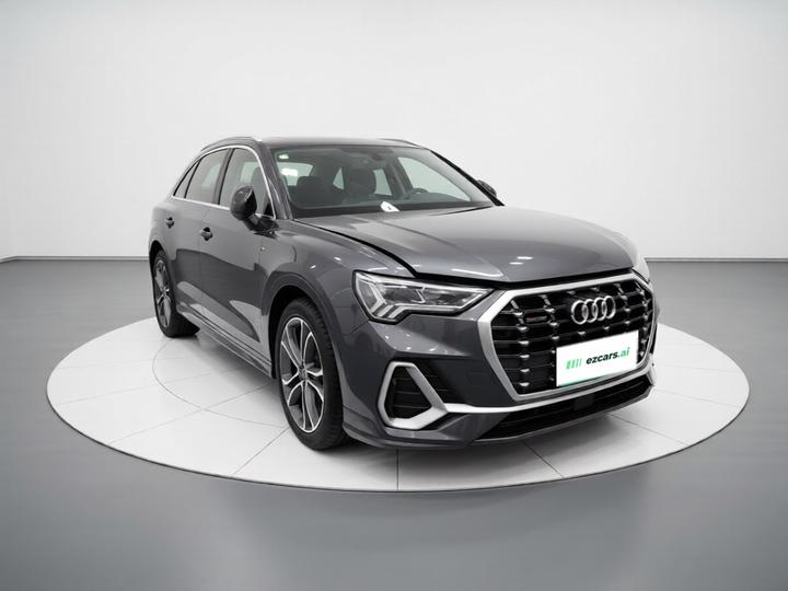 Q3 2023 Facelift 40 TFSI Fashion Dynamic photo 3