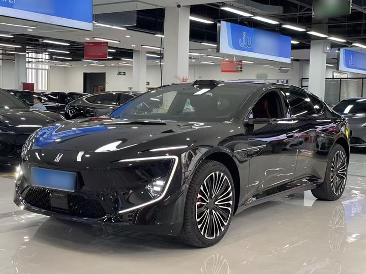 12 2026 Facelift Ultra EREV