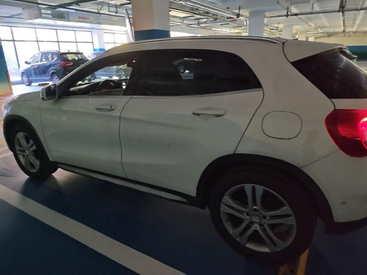 GLA 2016 GLA 200 Dynamic photo 4