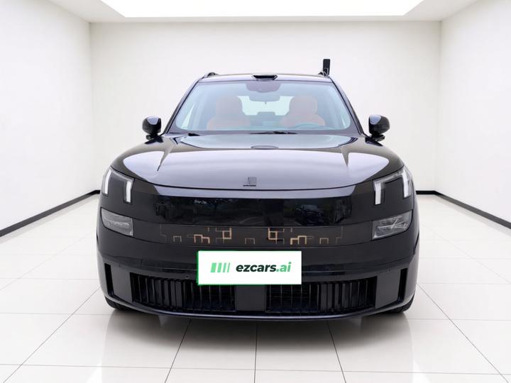 900 2025 1.5T Ultra 6-Seater photo 2