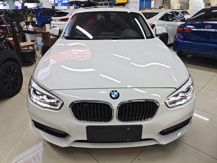 1 Series Imported 2015 120i Leading photo 2