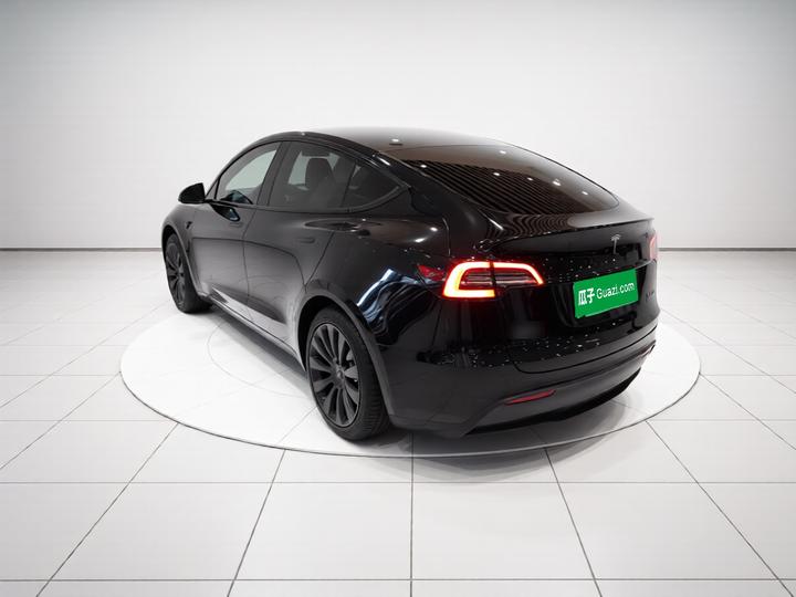 Model Y 2022 Facelift RWD photo 4