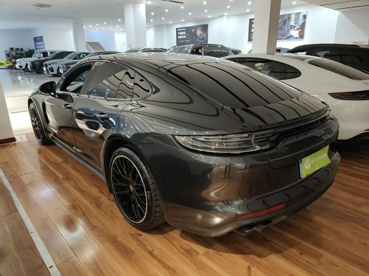 2023 Facelift Panamera 2.9T Platinum photo 4
