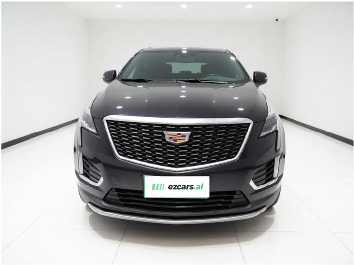 XT5 2021 28T Luxury photo 2