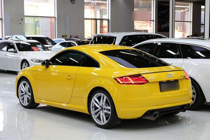 TT 2015 TT Coupe 45 TFSI quattro photo 3