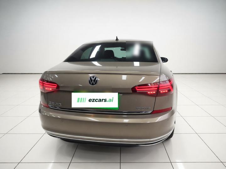 Passat 2021 330TSI Luxury photo 3