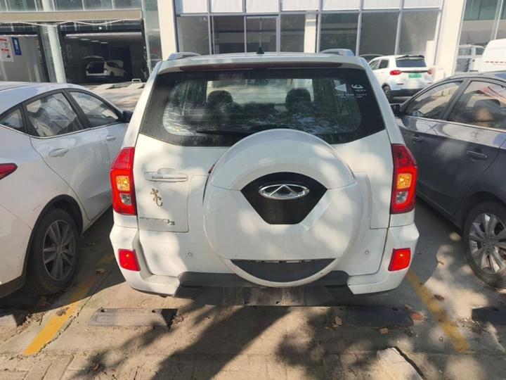 Tiggo 3 2016 1.6L MT photo 3
