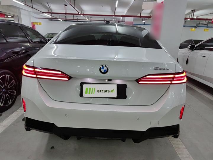 5 Series 2025 530Li Exclusive M Sport Package photo 5