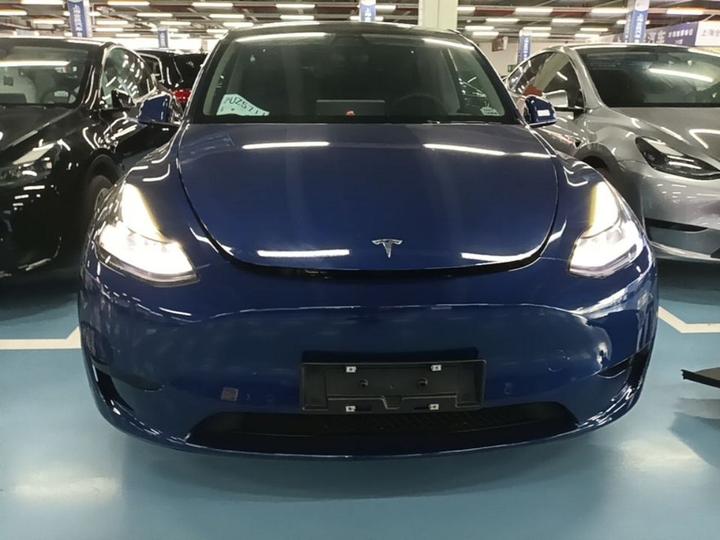 Model Y 2022 Facelift RWD photo 2