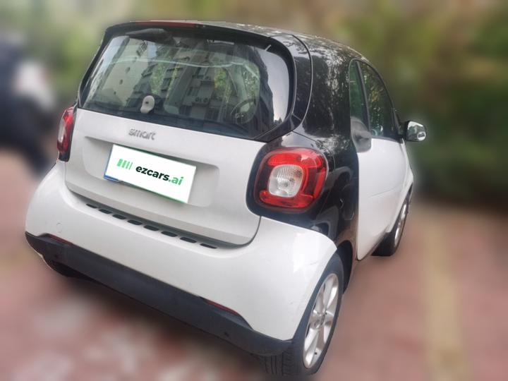 fortwo 2015 1.0L 52 Coupe photo 6