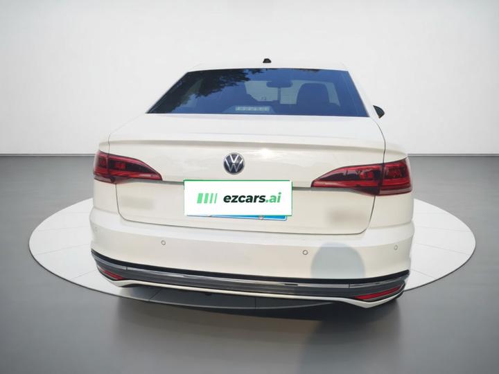 Bora 2023 200TSI DSGPRO photo 3