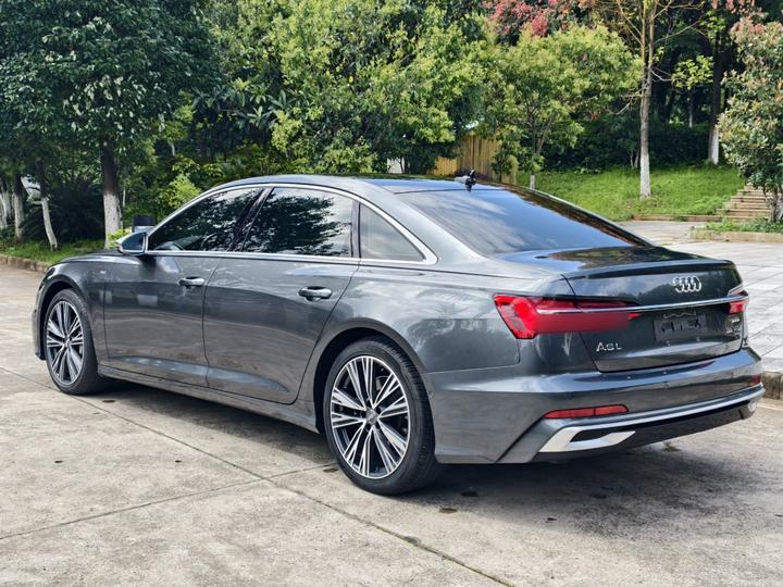 A6L 2020 55 TFSI quattro Exclusive Dynamic photo 4
