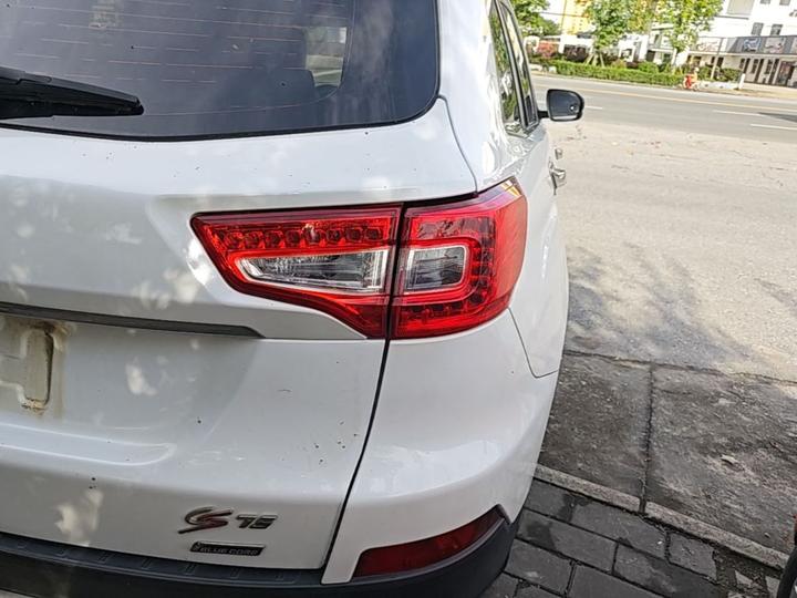 CS75 2016 2.0L MT Luxury China V photo 7