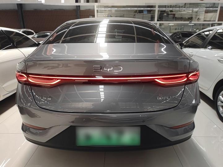 Qin PLUS 2025 DM-i ADAS 128KM Progressive photo 5