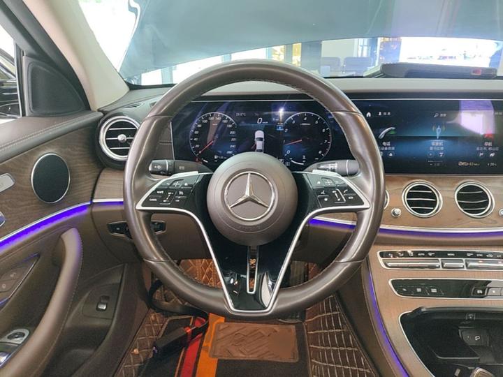 E-Class 2023 Facelift E 260 L photo 6