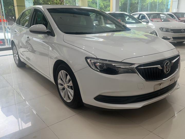 Excelle 2021 Facelift Classic 1.5L AT Elite photo 4