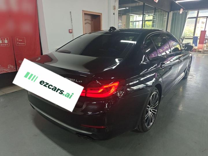 5 Series EV 2020 Upgraded 530Le Luxury photo 4