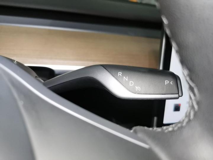 Model Y 2022 RWD photo 5