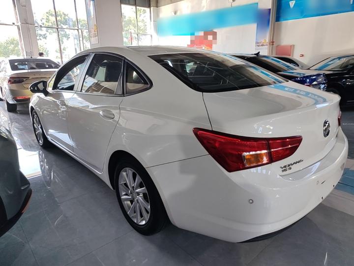 Verano 2018 Sedan 15S AT Progressive photo 4