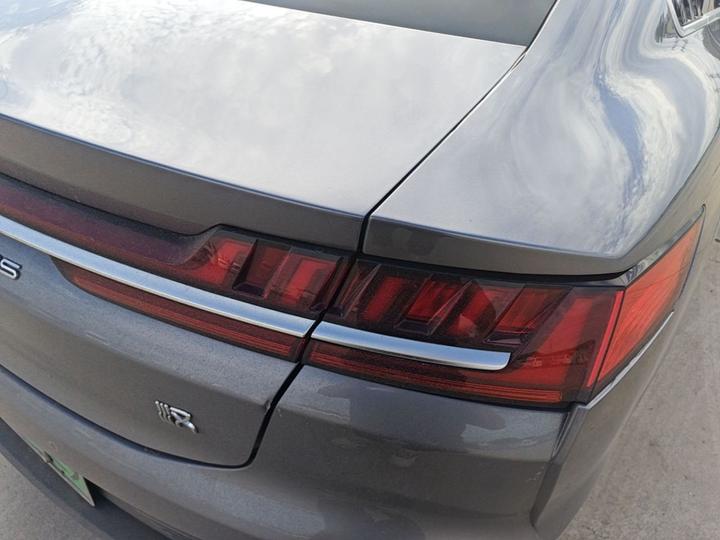 Han 2021 EV Standard Range Luxury photo 7