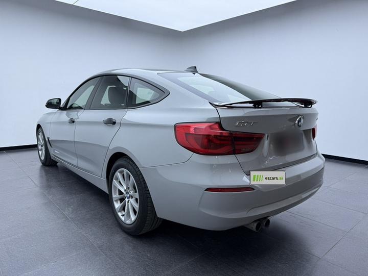 3 SeriesGT 2017 320i Fashion photo 3