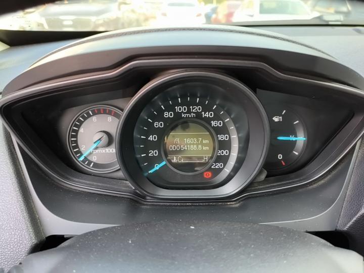 Escort 2019 1.5L MT photo 7