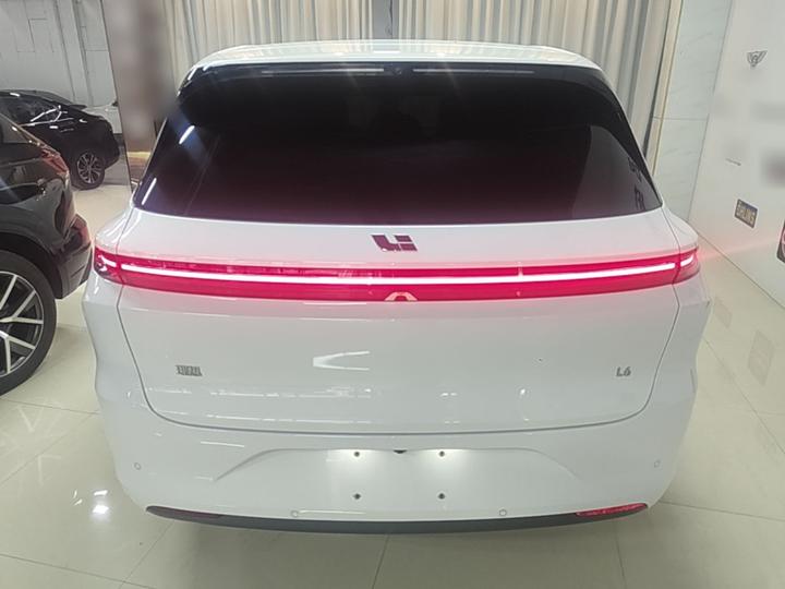 Li Auto L6 2024 Pro photo 3