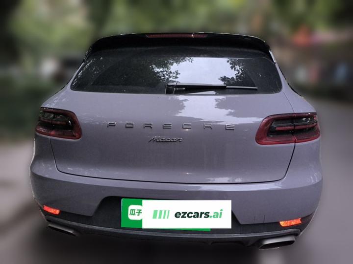 2017 Macan 2.0T photo 5