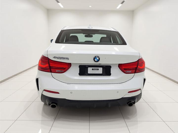 1 Series 2021 120i M Sport photo 5