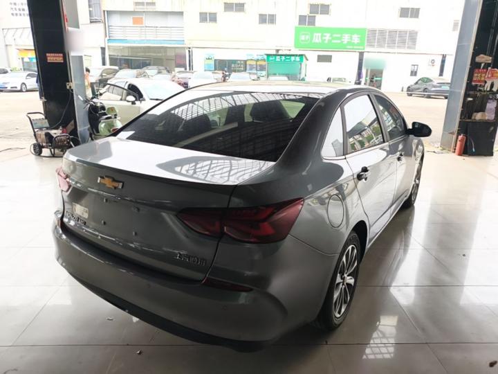 Cruze 2022 320 AT photo 4