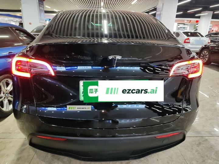 Model Y 2022 Facelift RWD photo 5