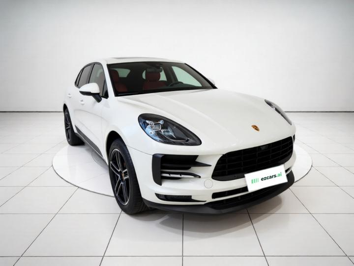 2021 Macan 2.0T photo 3