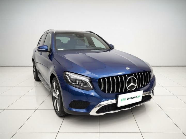 GLC 2016 GLC 260 4MATIC Luxury photo 3