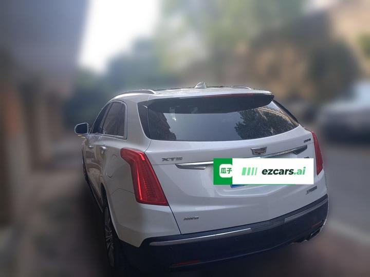 XT5 2018 28T AWD Luxury photo 4