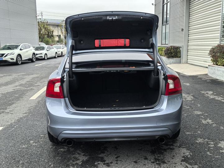 S60 2017 S60L T3 photo 8