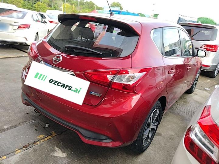 Tiida 2020 1.6L CVT photo 4