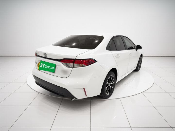 Levin 2024 185T CVT Luxury photo 4