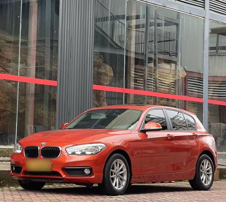 1 Series Imported 2016 118i Leading photo 3