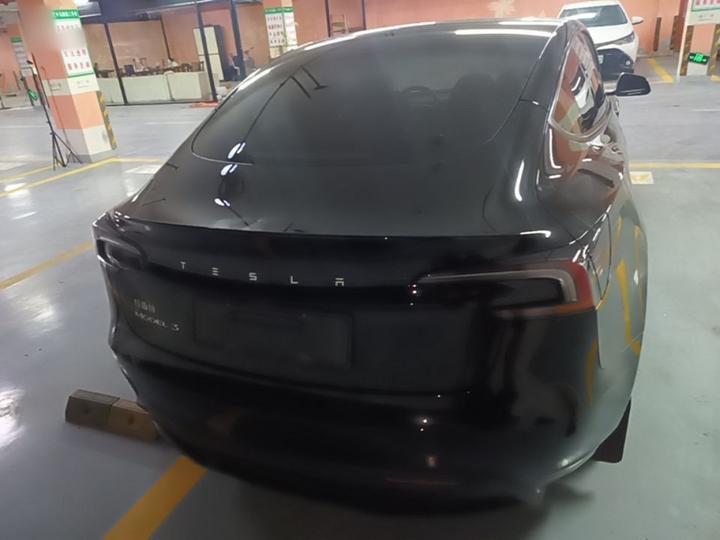 Model 3 2025 RWD photo 3