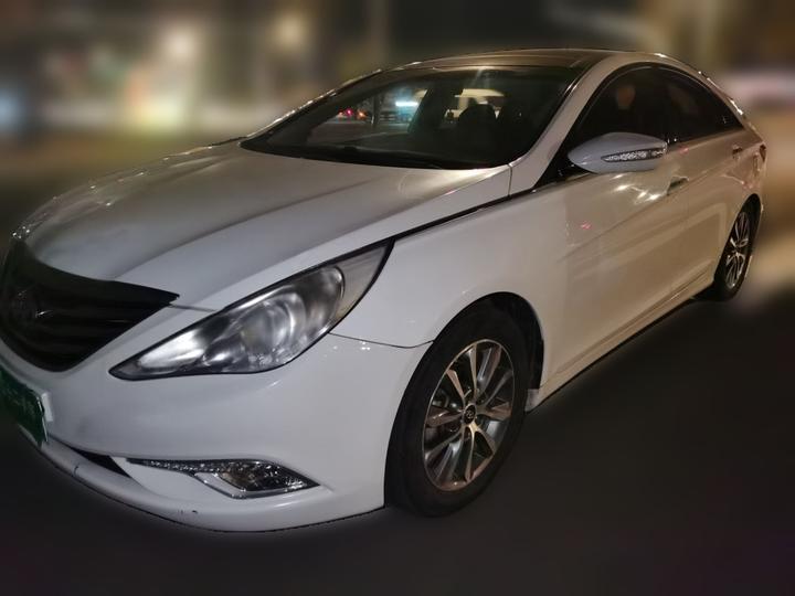 Sonata 2014 2.0L AT Leading