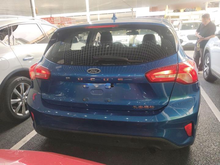 Focus 2019 Hatchback 1.5L AT China V photo 3