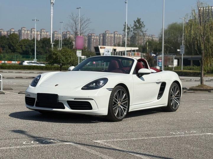 718 2022 Boxster 2.0T