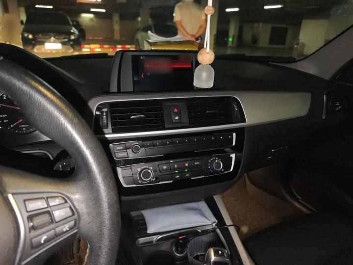 1 Series Imported 2016 118i Leading photo 5